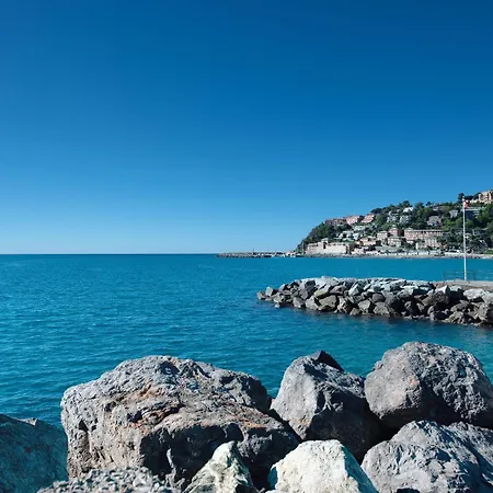 A Due Passi Dal Mare 公寓 阿伦扎诺