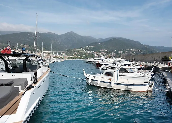 A Due Passi Dal Mare